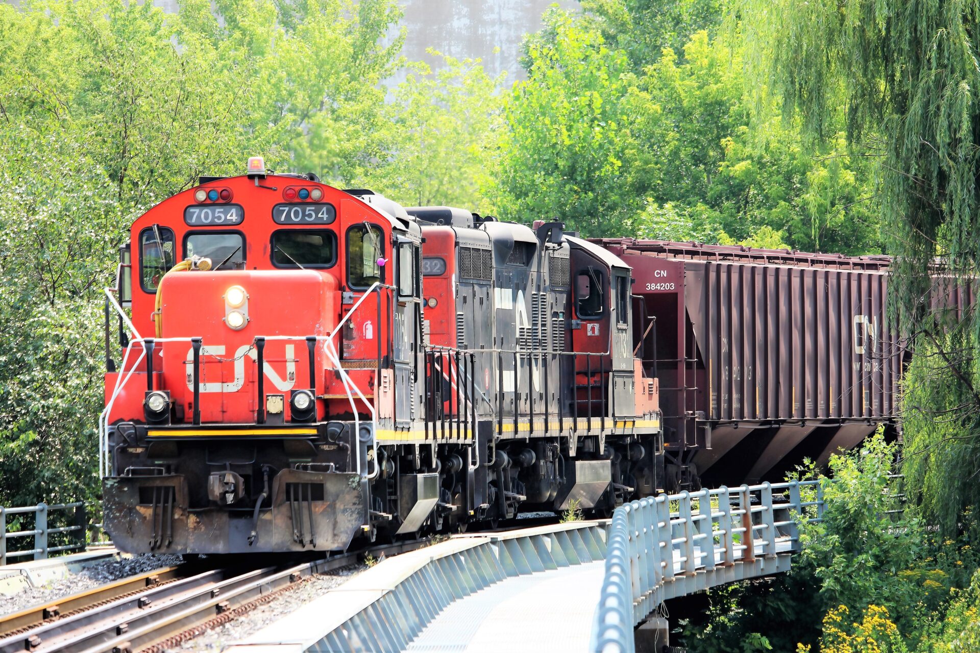 Train Crisis: US Trains Could Stop Running in One Week